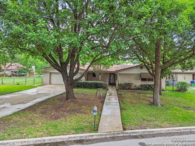 Image 13 of 34 For 616 Ridgecrest