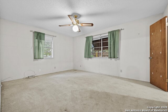 Image 8 of 34 For 616 Ridgecrest