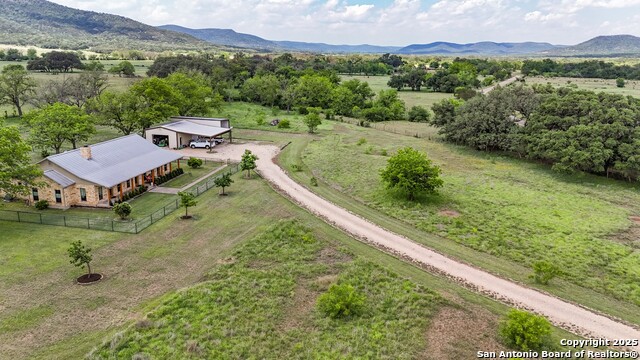 Listing photo id 31 for 2657 West Sabinal Road