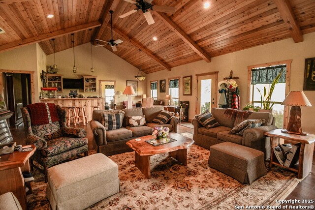 Listing photo id 3 for 2657 West Sabinal Road