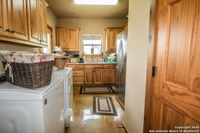 Listing photo id 7 for 2657 West Sabinal Road