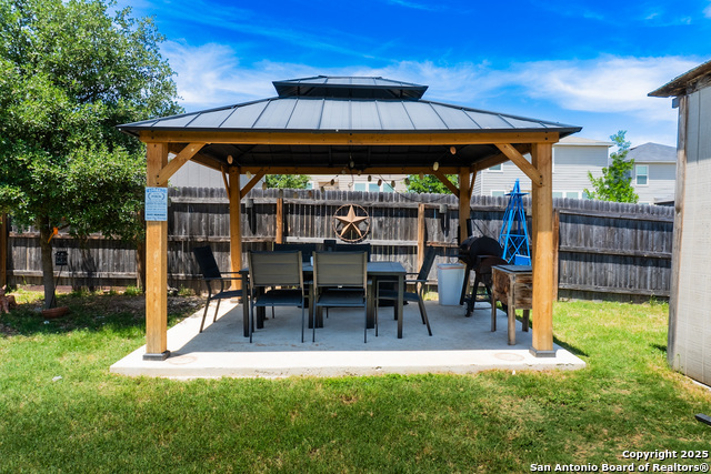 Listing photo id 26 for 9821 Overlook Canyon