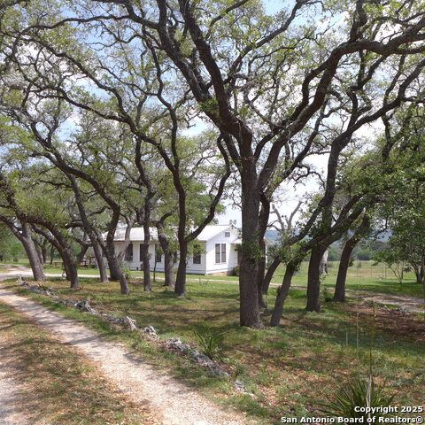 Details for 41 Big Joshua Creek, Comfort, TX 78013
