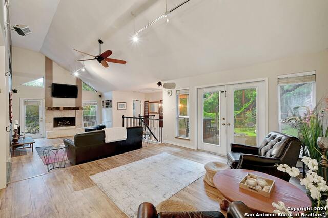 Image 2 of 37 For 13418 Stairock St