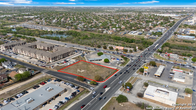 Listing photo id 10 for 7649 Fm 78