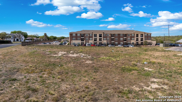 Listing photo id 15 for 7649 Fm 78