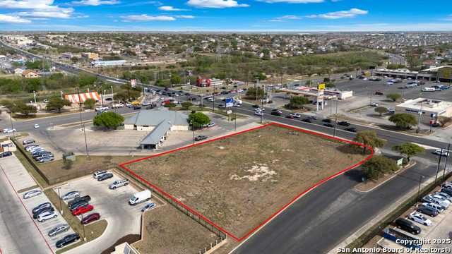 Listing photo id 1 for 7649 Fm 78