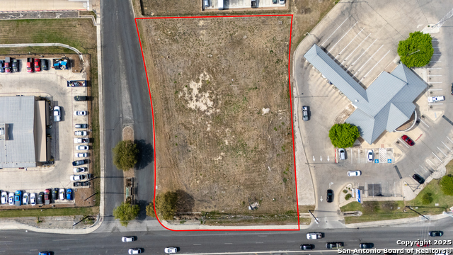 Listing photo id 7 for 7649 Fm 78
