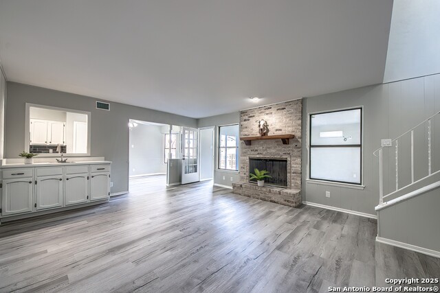 Image 12 of 38 For 13707 Scarsdale