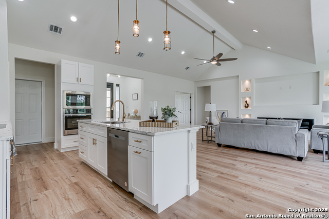 Listing photo id 10 for 109 Hidden Hills