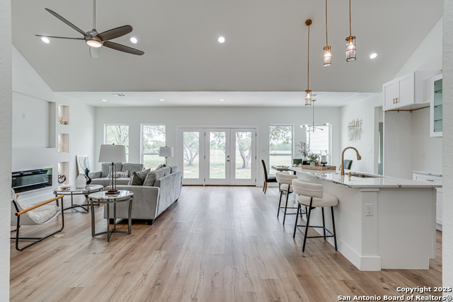Listing photo id 12 for 109 Hidden Hills