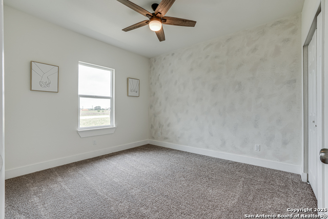 Listing photo id 19 for 109 Hidden Hills