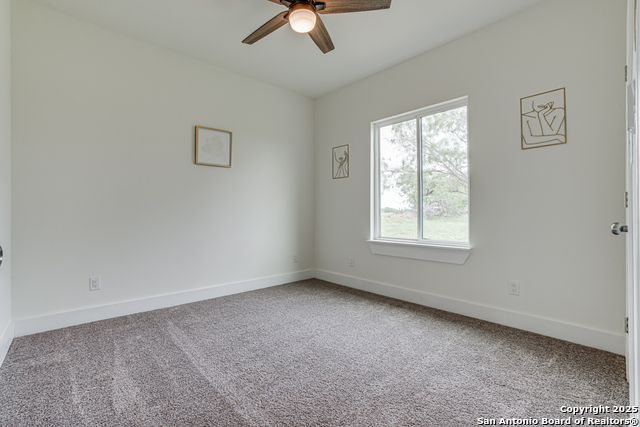Listing photo id 22 for 109 Hidden Hills