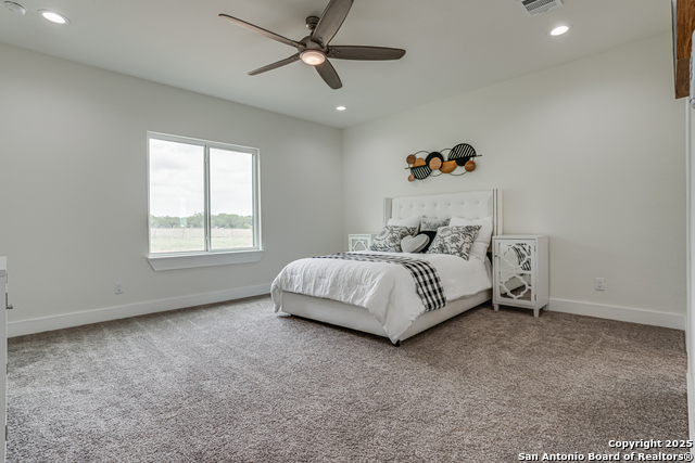 Listing photo id 24 for 109 Hidden Hills