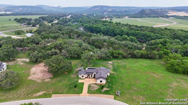 Image 5 of 50 For 821 Bingham Lane
