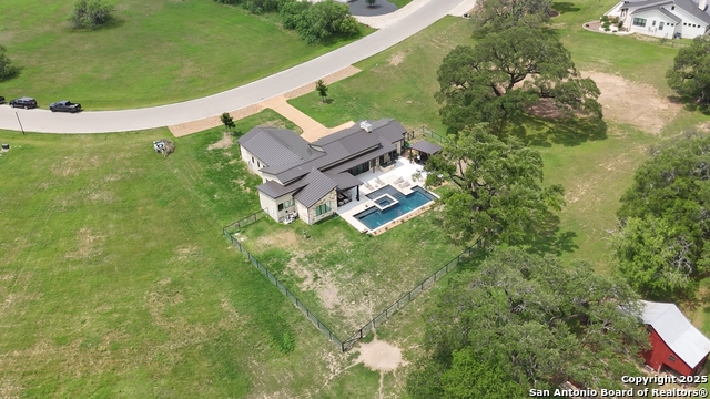 Image 6 of 50 For 821 Bingham Lane