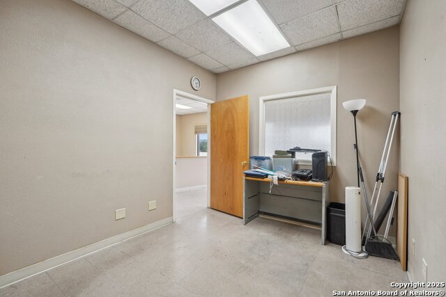 Listing photo id 12 for 1901 Memorial