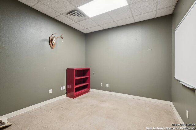 Listing photo id 13 for 1901 Memorial