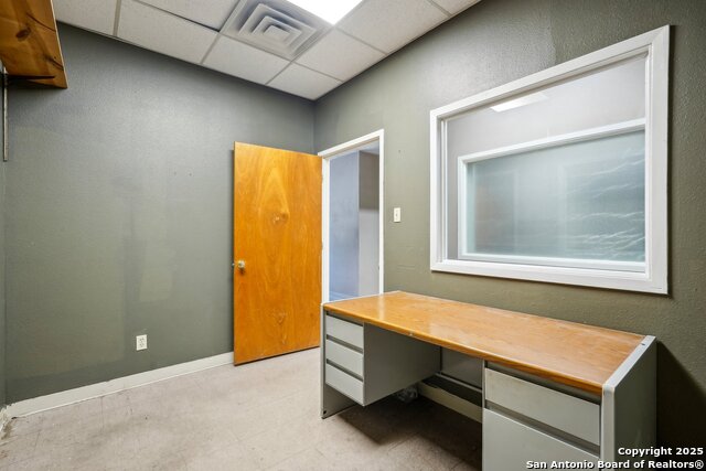 Listing photo id 17 for 1901 Memorial