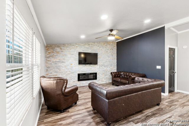 Image 11 of 31 For 5273 Savannah Way