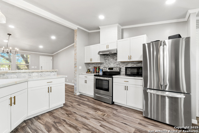 Image 16 of 31 For 5273 Savannah Way