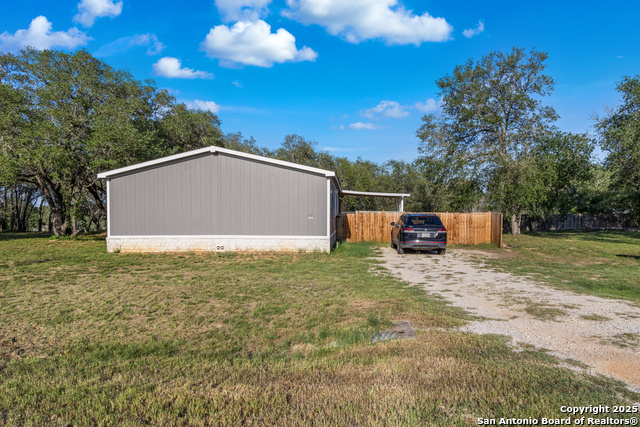 Image 24 of 31 For 5273 Savannah Way