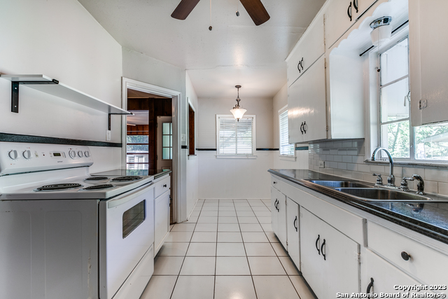 Image 11 of 24 For 344 Quentin Dr