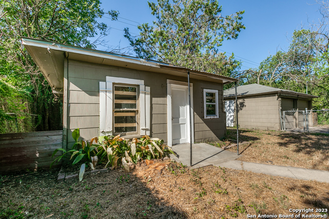 Image 22 of 24 For 344 Quentin Dr