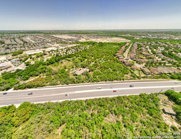 Listing photo id 8 for 13158 Potranco