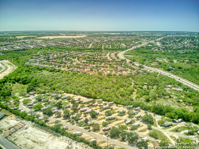 Listing photo id 5 for 13158 Potranco