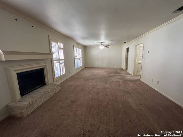 Image 6 of 19 For 2611 Eisenhauer Rd  901