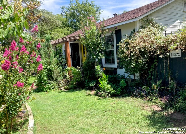 Image 4 of 25 For 724 Holmgreen