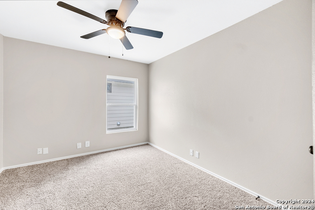 Listing photo id 5 for 9626 Ivy Plain Dr