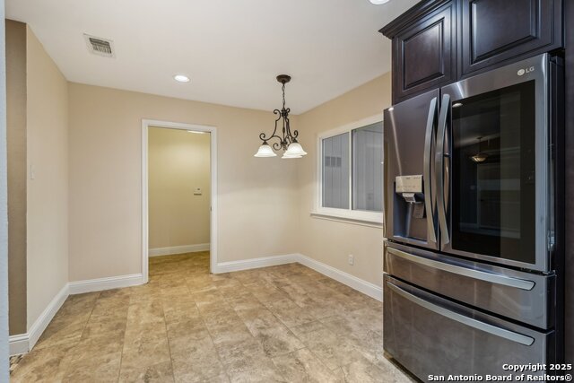 Image 16 of 45 For 15802 Horse Creek St.