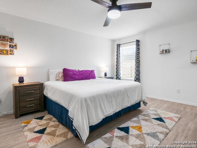Listing photo id 14 for 2834 Millikan Dr