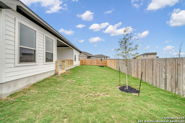 Listing photo id 28 for 5303 Pinder Way