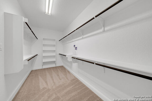 Listing photo id 29 for 5303 Pinder Way