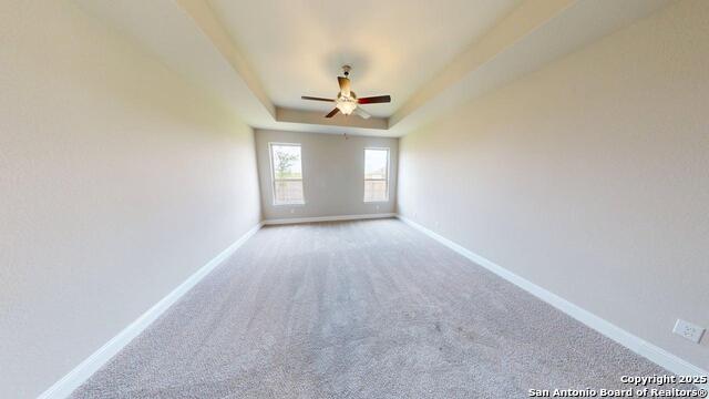 Listing photo id 5 for 5209 Pinder Way