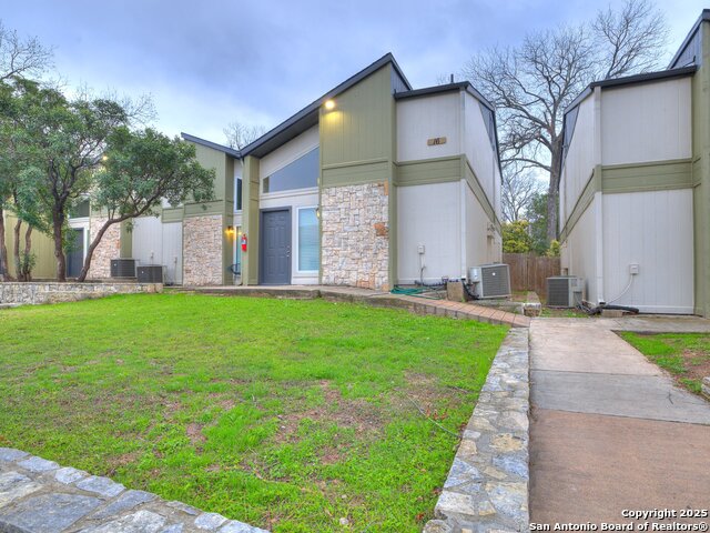 Image 43 of 44 For 100 Lorenz Rd  1604