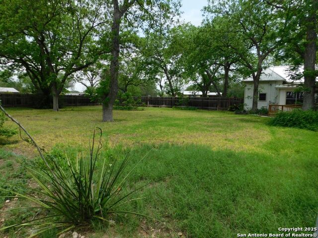 Image 15 of 18 For 911 Austin  