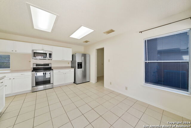 Image 17 of 32 For 11202 Sutton Pl