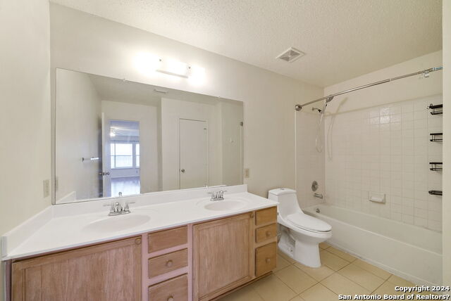 Image 23 of 32 For 11202 Sutton Pl