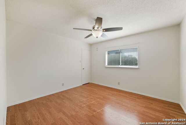 Image 25 of 32 For 11202 Sutton Pl