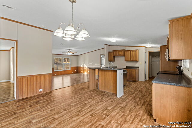 Image 10 of 26 For 22992 Trumbo Rd