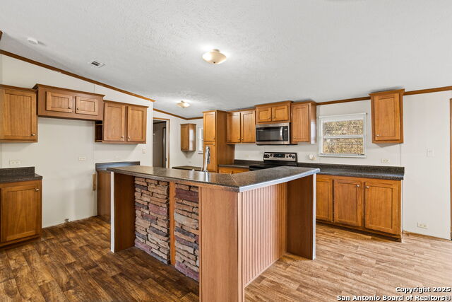 Image 11 of 26 For 22992 Trumbo Rd