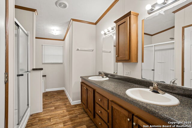 Image 16 of 26 For 22992 Trumbo Rd
