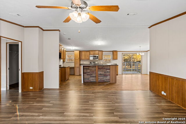 Image 8 of 26 For 22992 Trumbo Rd