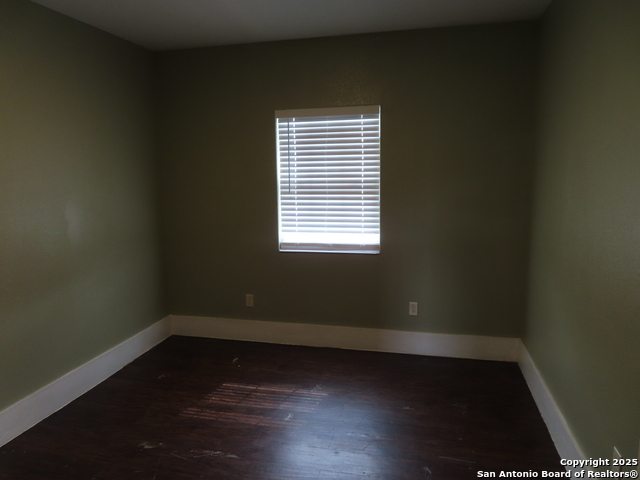 Image 7 of 15 For 9339 Rhoda Ave.