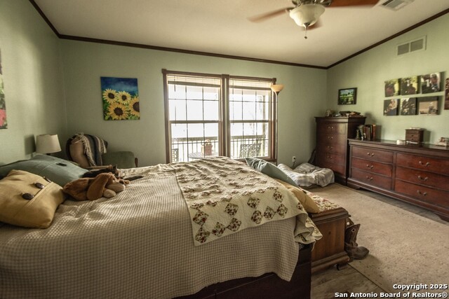 Listing photo id 10 for 26701 Fm 470