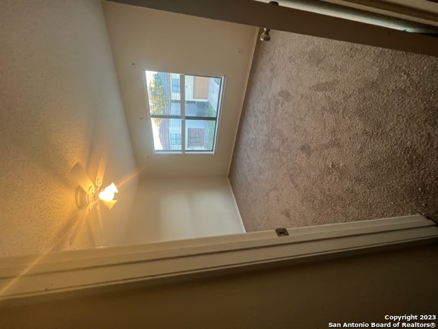 Image 11 of 18 For 5014 River Kenton